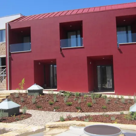 Agartha Boutique - Stonehouse Ośrodek wypoczynkowy Tomar