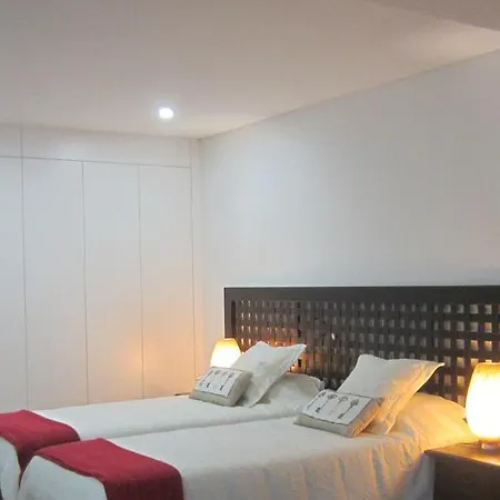 Agartha Boutique - Stonehouse Ośrodek wypoczynkowy 4*