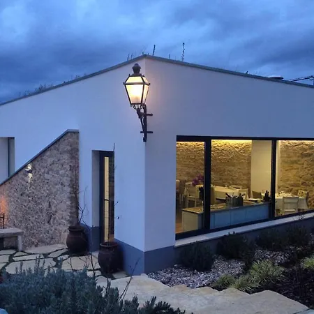 Agartha Boutique - Stonehouse Tomar